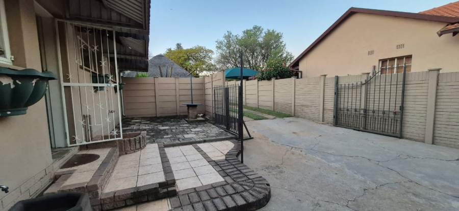 3 Bedroom Property for Sale in Dalpark Proper Gauteng