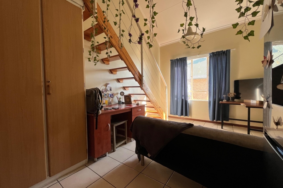 1 Bedroom Property for Sale in Hatfield Gauteng