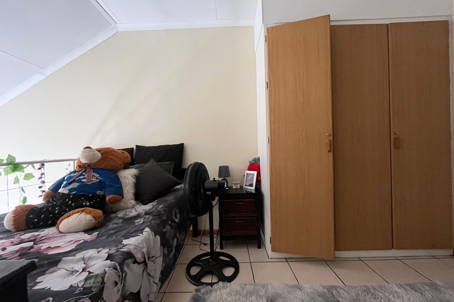 1 Bedroom Property for Sale in Hatfield Gauteng