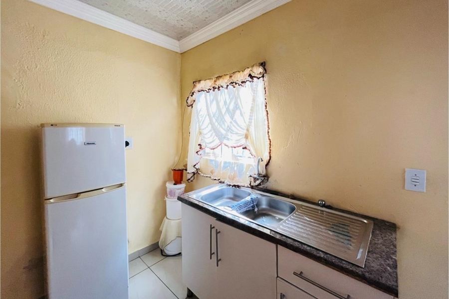 2 Bedroom Property for Sale in Vosloorus Ext 10 Gauteng