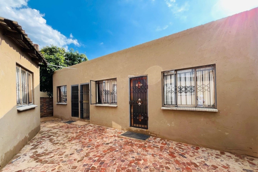 2 Bedroom Property for Sale in Vosloorus Ext 10 Gauteng