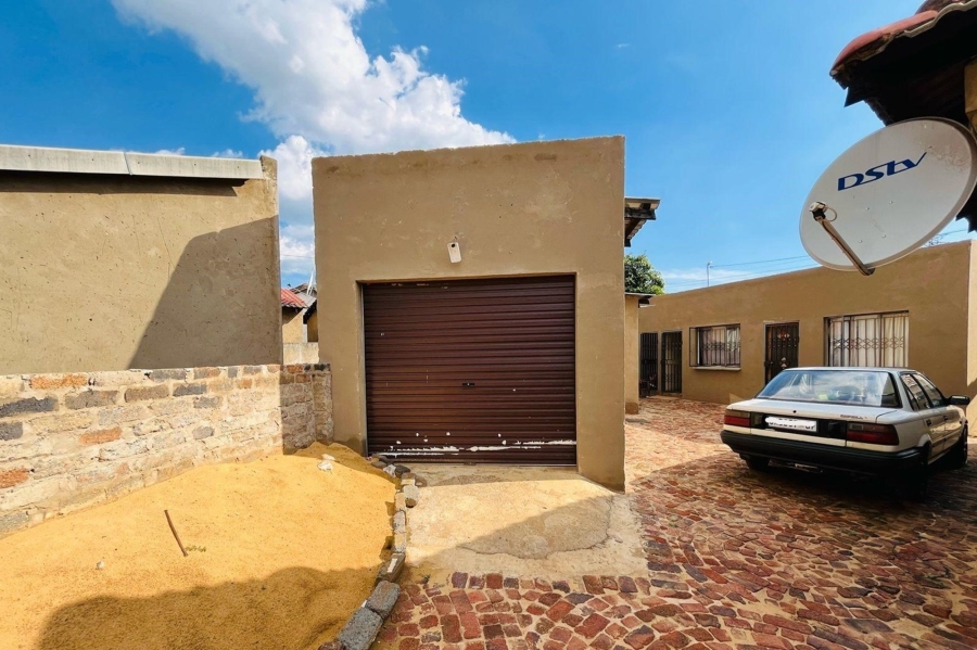 2 Bedroom Property for Sale in Vosloorus Ext 10 Gauteng
