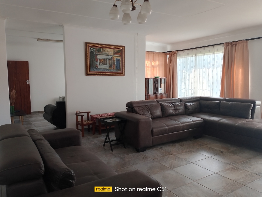 4 Bedroom Property for Sale in Dal Fouche Gauteng