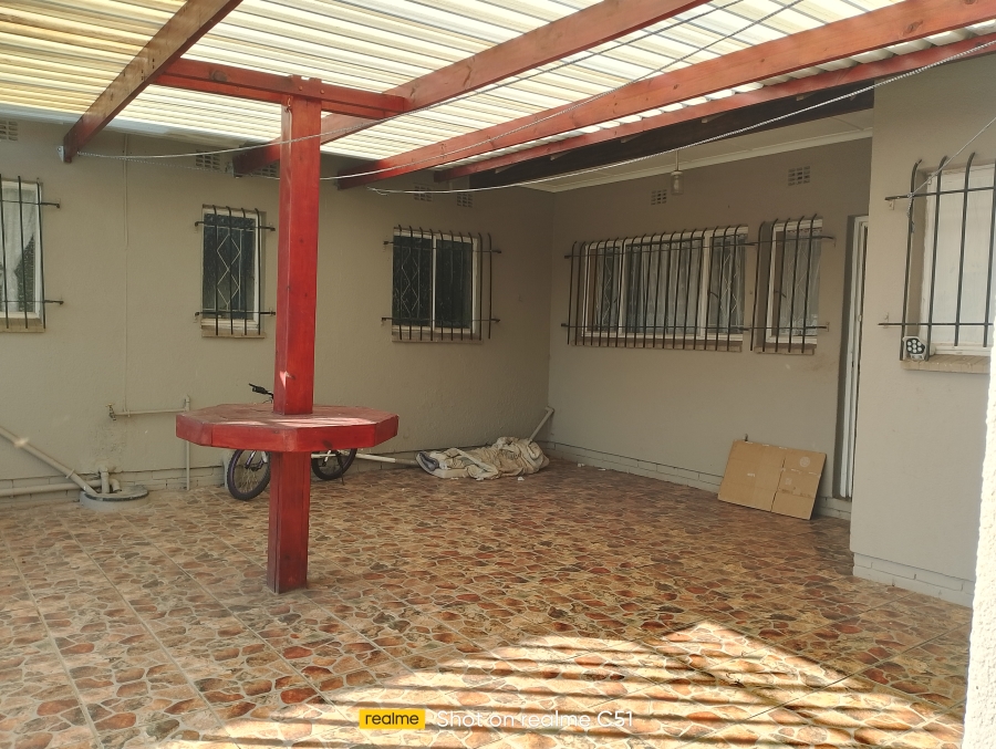 4 Bedroom Property for Sale in Dal Fouche Gauteng