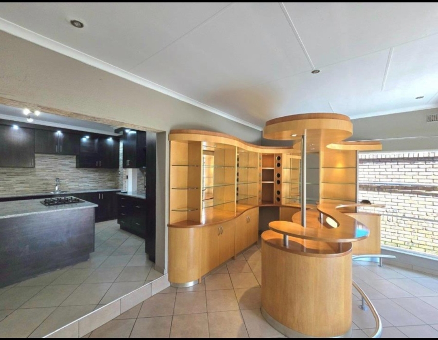 3 Bedroom Property for Sale in Sunair Park Gauteng