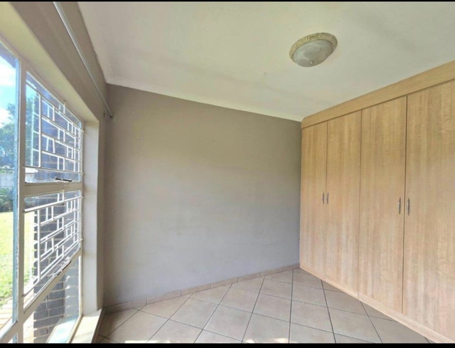 3 Bedroom Property for Sale in Sunair Park Gauteng
