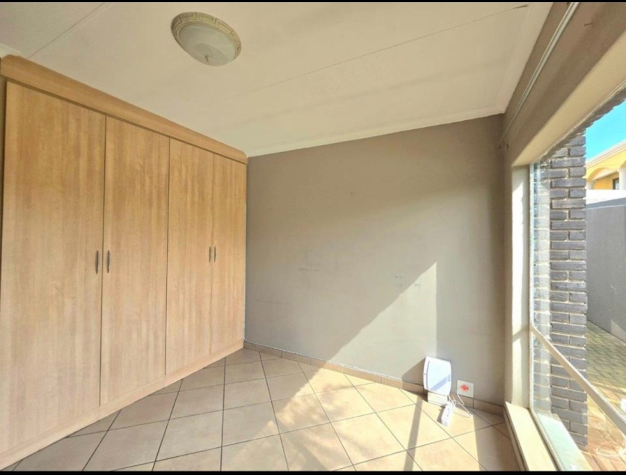 3 Bedroom Property for Sale in Sunair Park Gauteng