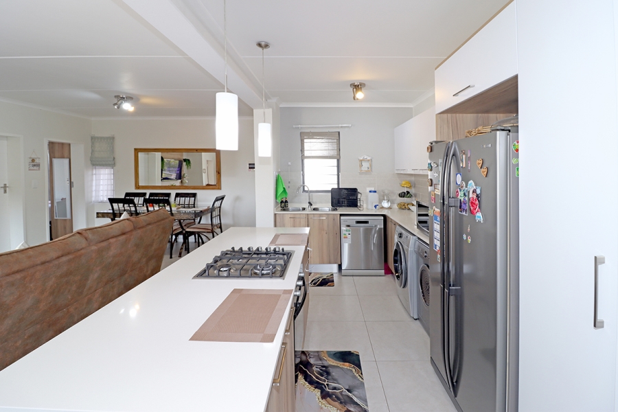 2 Bedroom Property for Sale in Modderfontein Gauteng