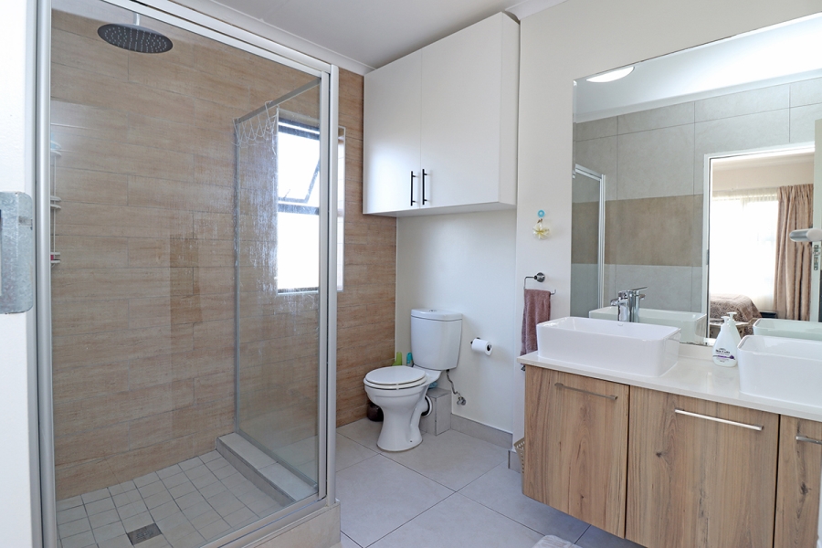 2 Bedroom Property for Sale in Modderfontein Gauteng