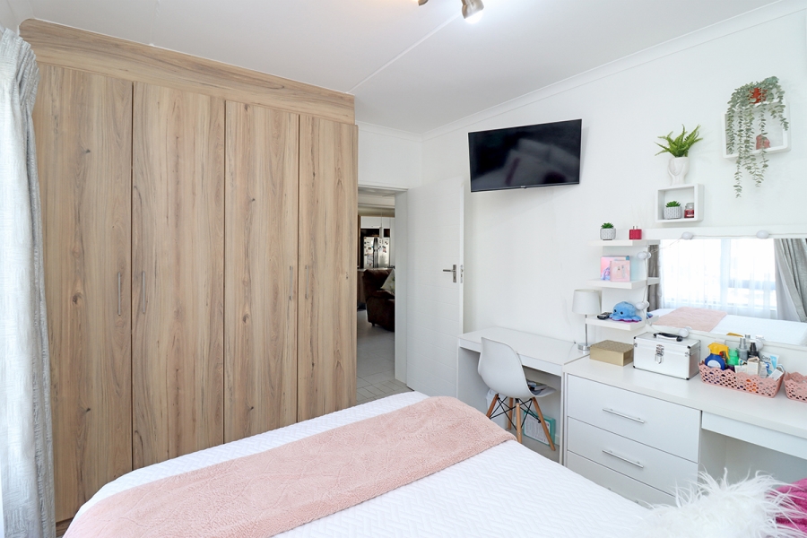 2 Bedroom Property for Sale in Modderfontein Gauteng