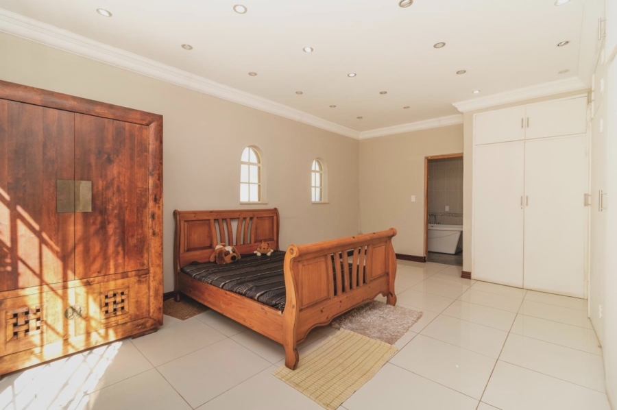 3 Bedroom Property for Sale in Farrarmere Gauteng