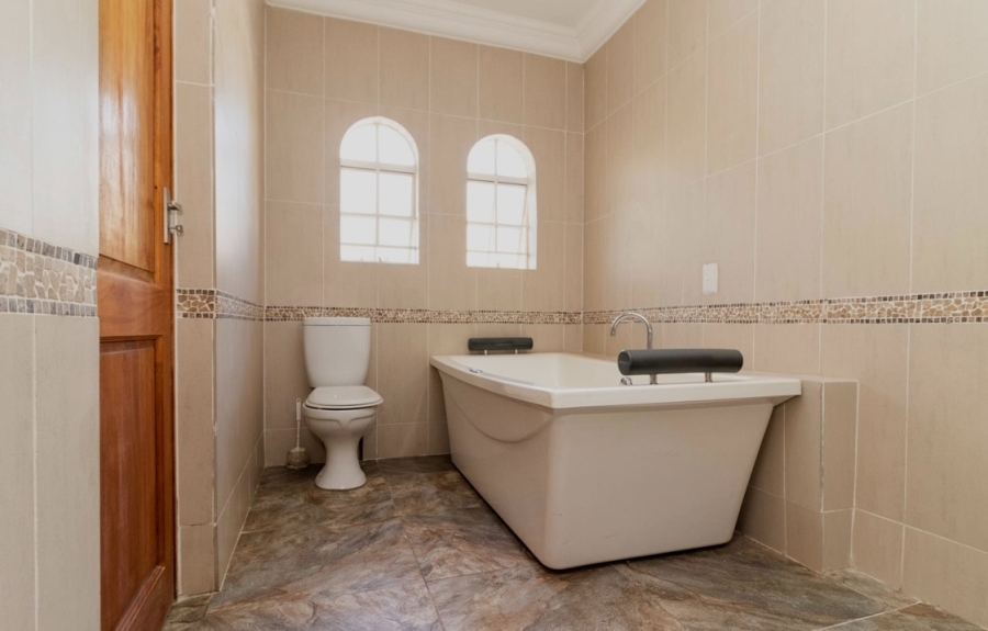 3 Bedroom Property for Sale in Farrarmere Gauteng