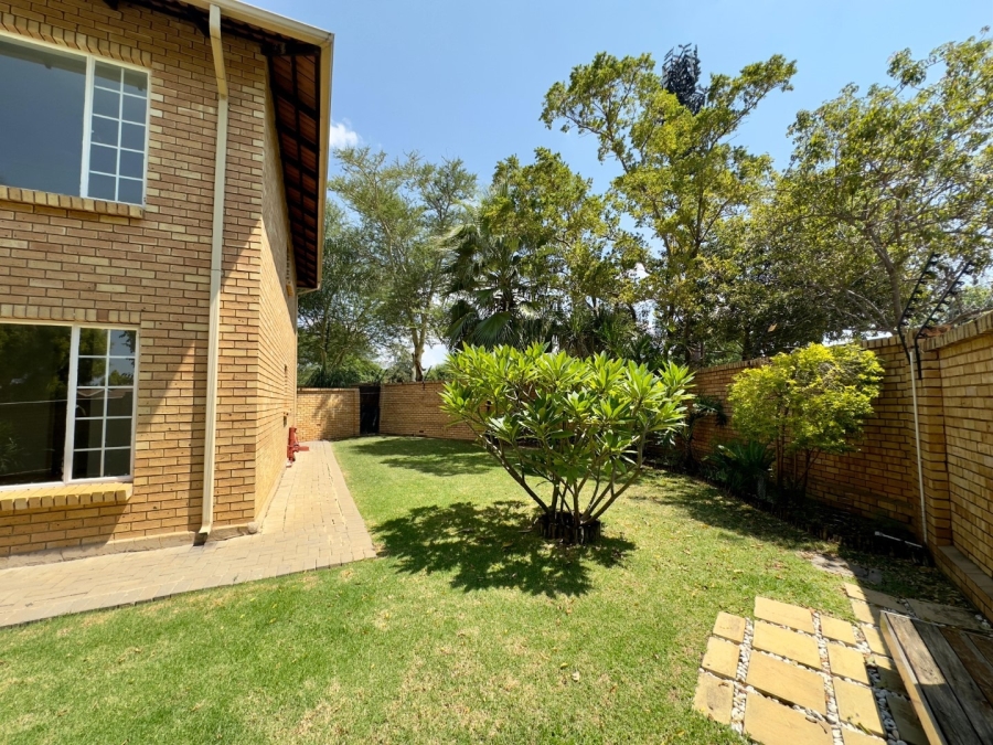 To Let 4 Bedroom Property for Rent in Sinoville Gauteng