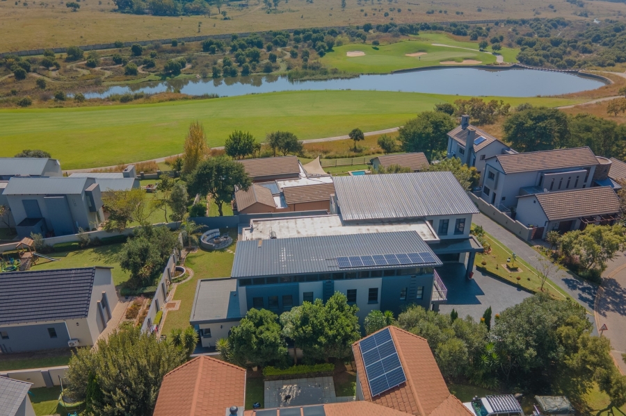 5 Bedroom Property for Sale in Copperleaf Estate Gauteng