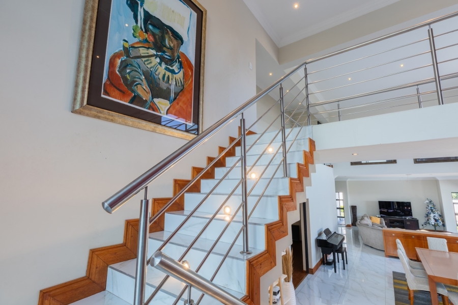 5 Bedroom Property for Sale in Copperleaf Estate Gauteng