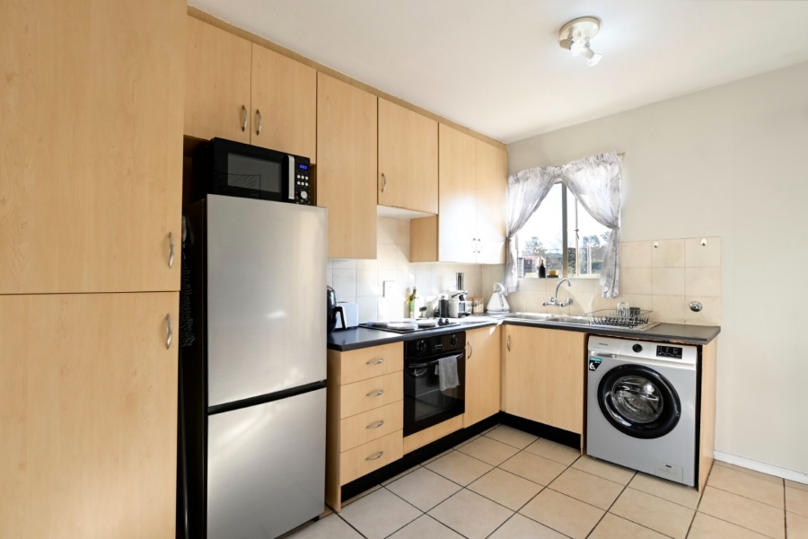 To Let 2 Bedroom Property for Rent in Queenswood Gauteng