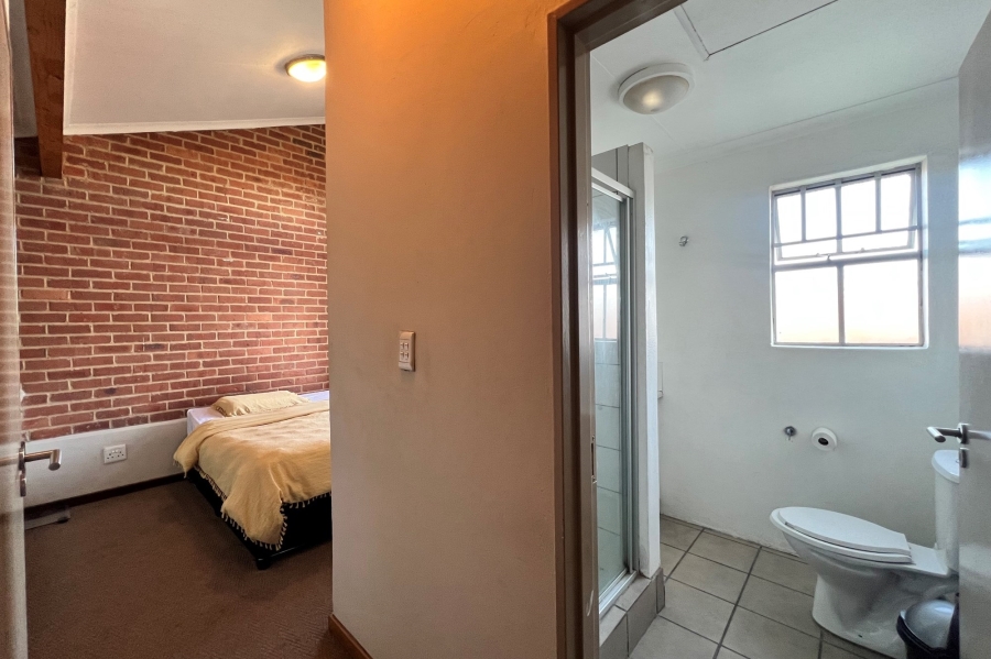 1 Bedroom Property for Sale in Houghton Estate Gauteng