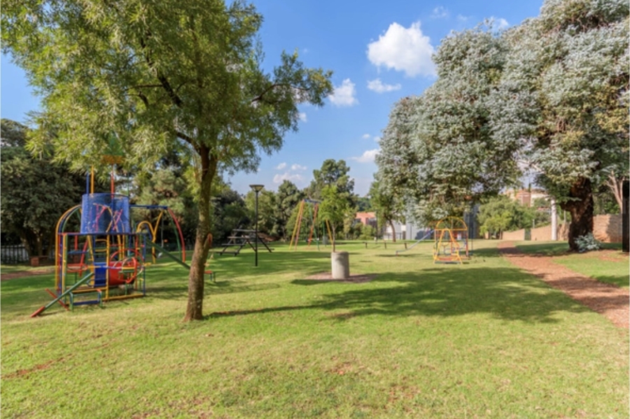 1 Bedroom Property for Sale in Houghton Estate Gauteng