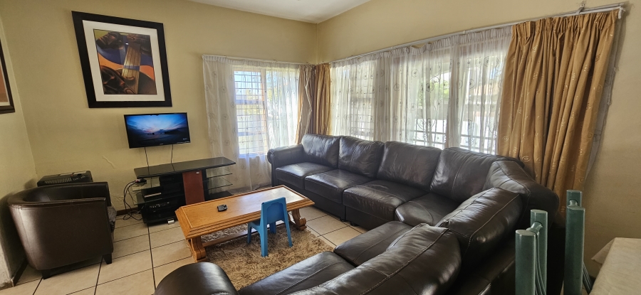 3 Bedroom Property for Sale in South Crest Gauteng
