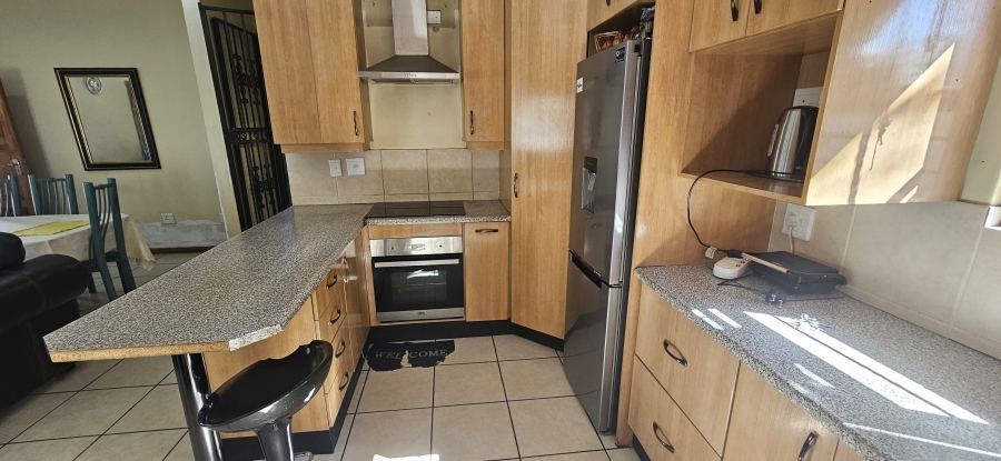 3 Bedroom Property for Sale in South Crest Gauteng