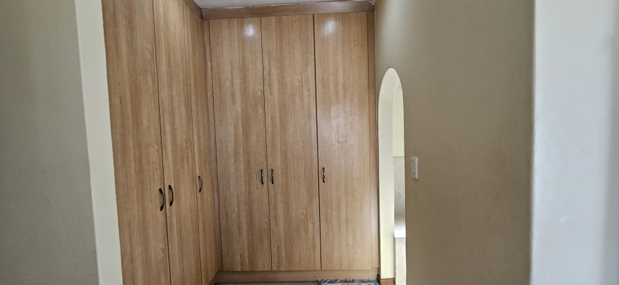 3 Bedroom Property for Sale in South Crest Gauteng