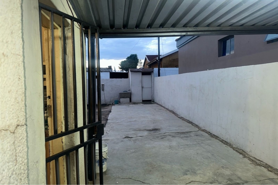 2 Bedroom Property for Sale in Atteridgeville Gauteng
