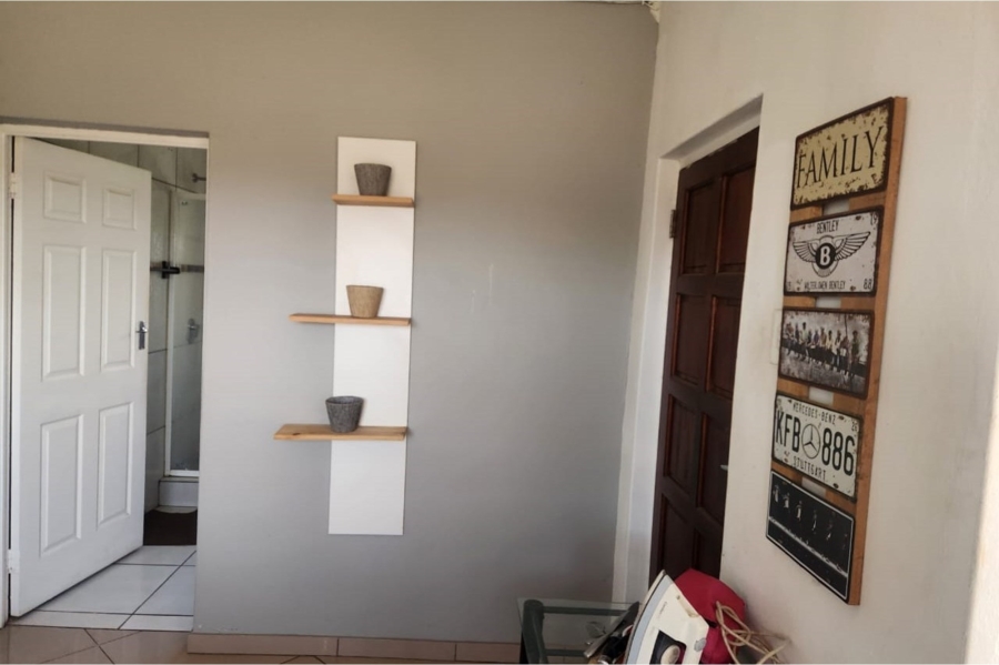 To Let 1 Bedroom Property for Rent in Savannah Country Estate Gauteng