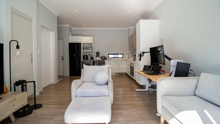 1 Bedroom Property for Sale in Rosebank Gauteng
