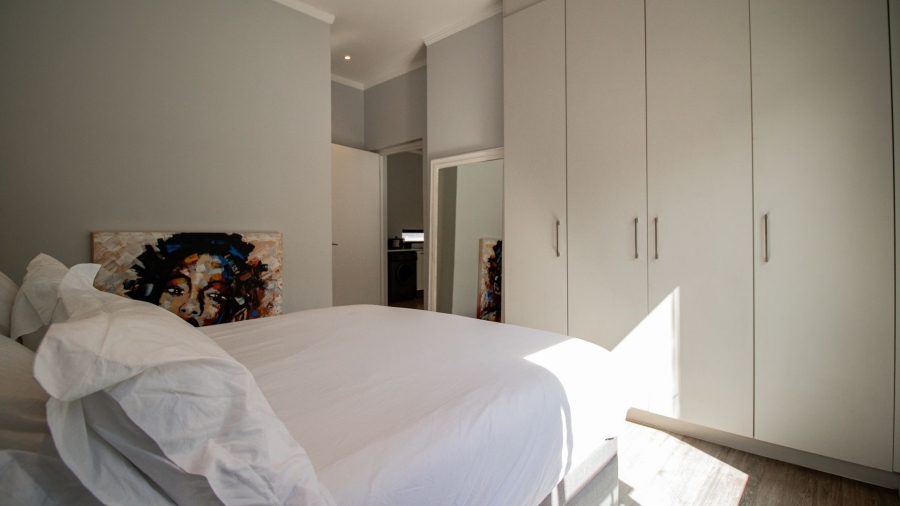 1 Bedroom Property for Sale in Rosebank Gauteng