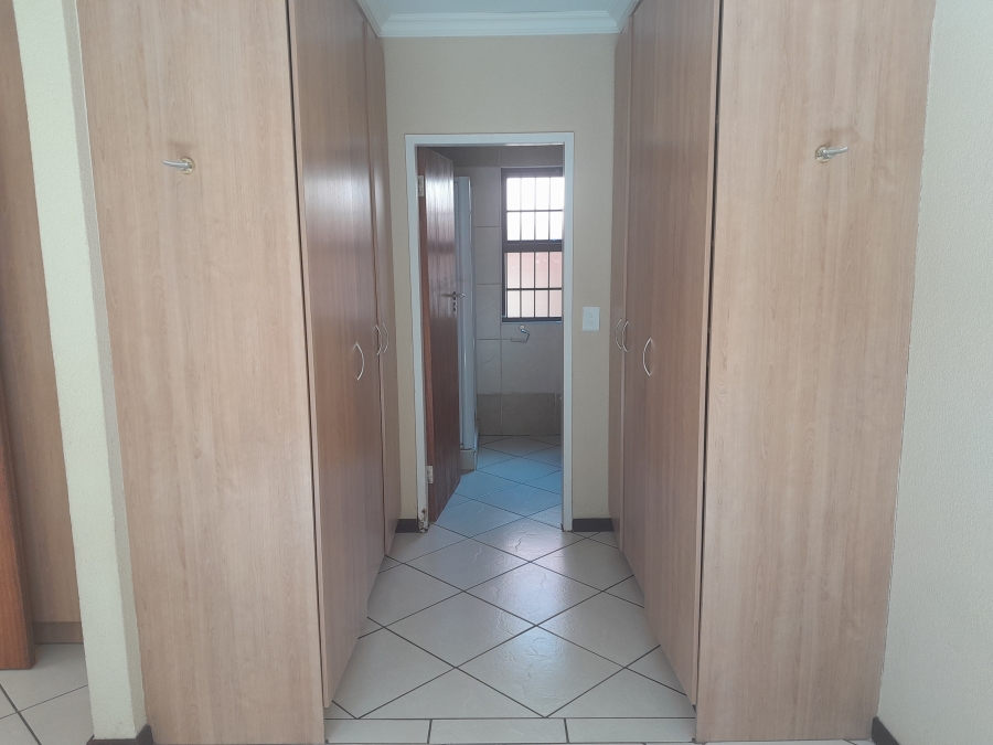 To Let 2 Bedroom Property for Rent in Meyersdal Gauteng