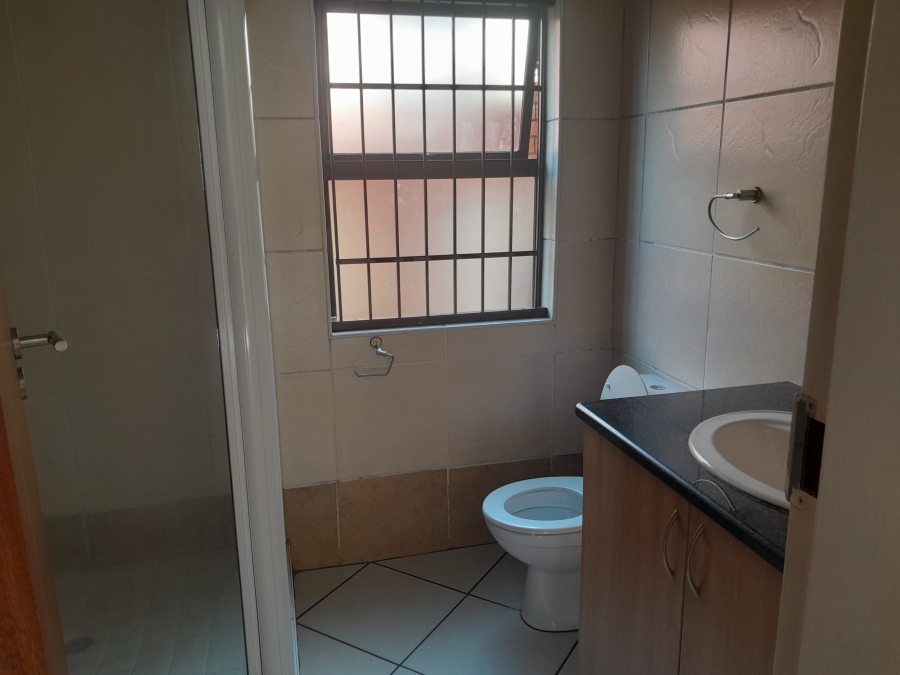 To Let 2 Bedroom Property for Rent in Meyersdal Gauteng