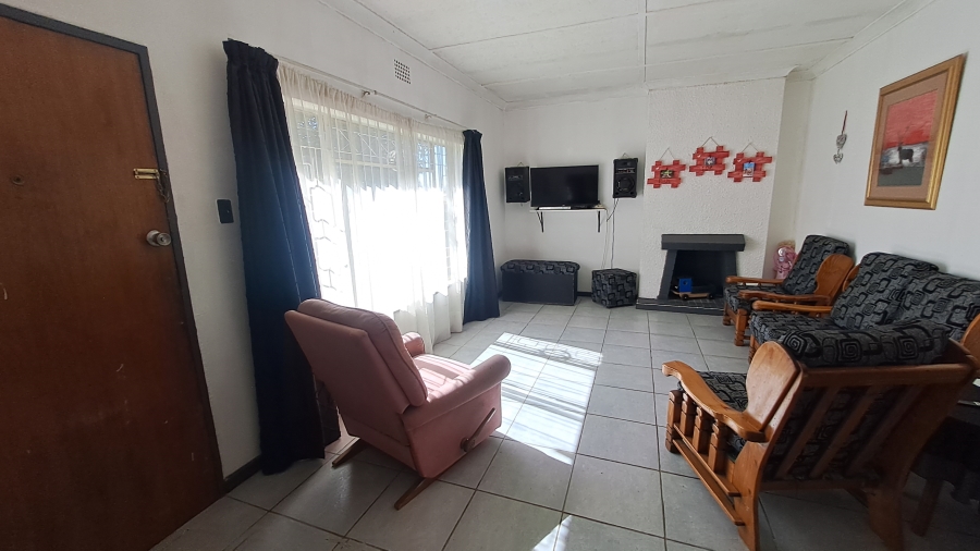 3 Bedroom Property for Sale in Noycedale Gauteng