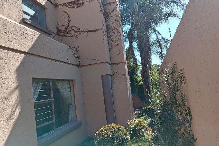 4 Bedroom Property for Sale in Moreleta Park Gauteng