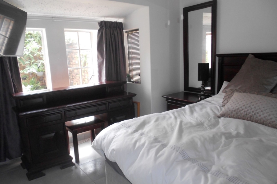 To Let 3 Bedroom Property for Rent in Garsfontein Gauteng