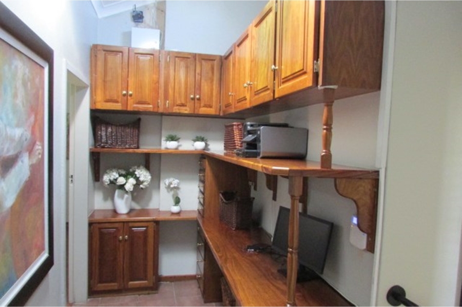3 Bedroom Property for Sale in Colbyn Gauteng
