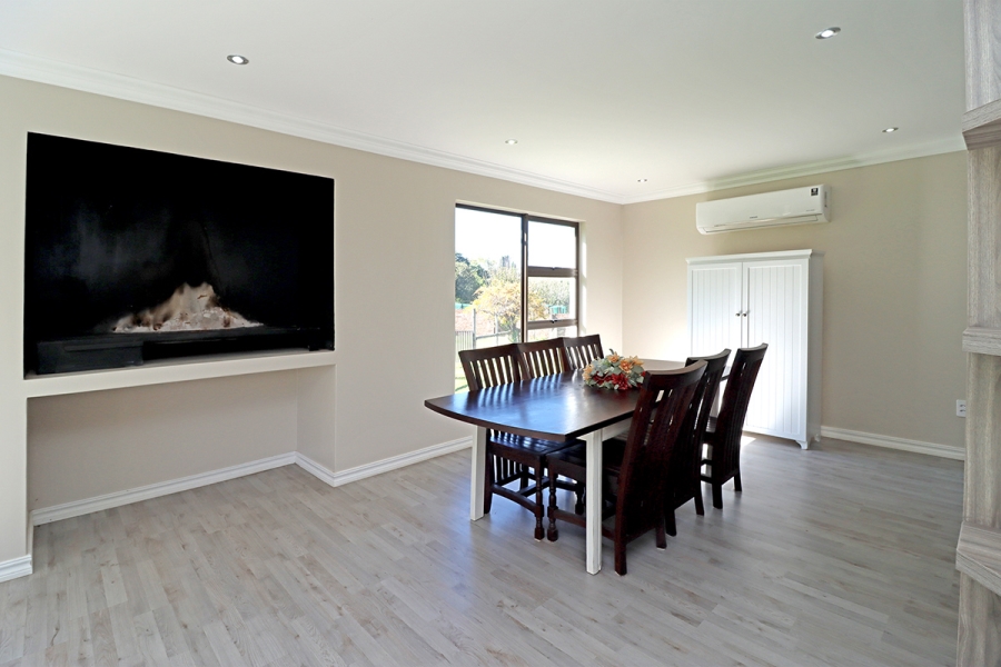 4 Bedroom Property for Sale in Randjesfontein A H Gauteng