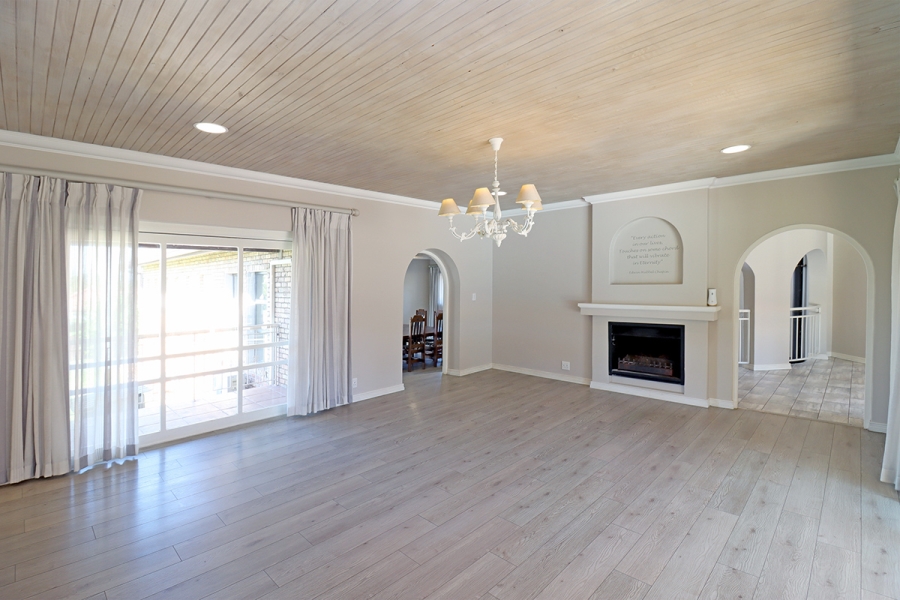 4 Bedroom Property for Sale in Randjesfontein A H Gauteng