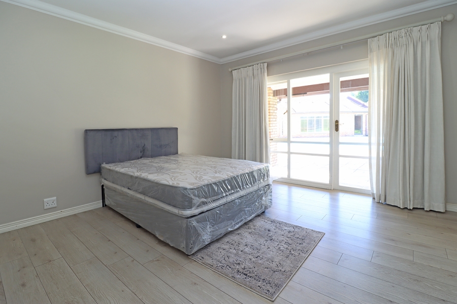 4 Bedroom Property for Sale in Randjesfontein A H Gauteng