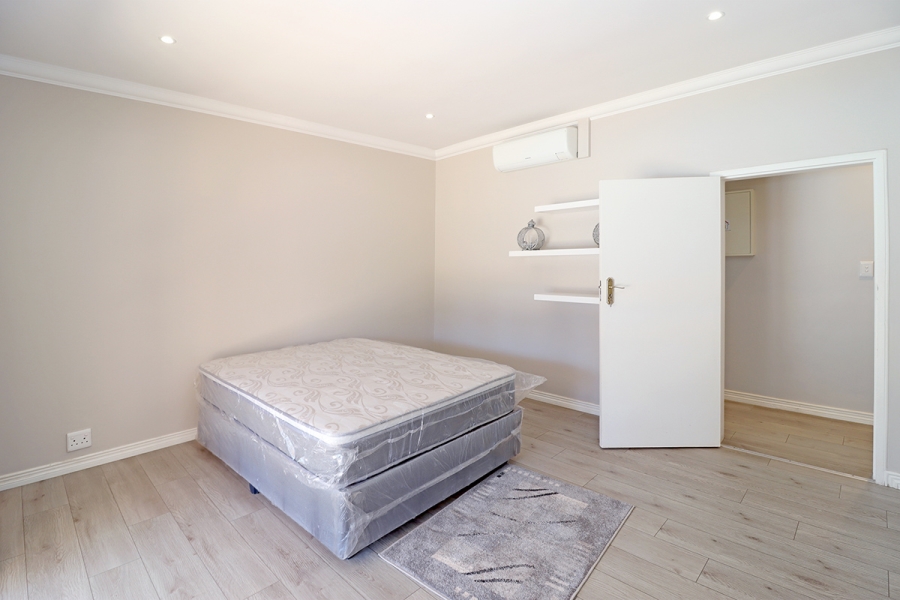 4 Bedroom Property for Sale in Randjesfontein A H Gauteng