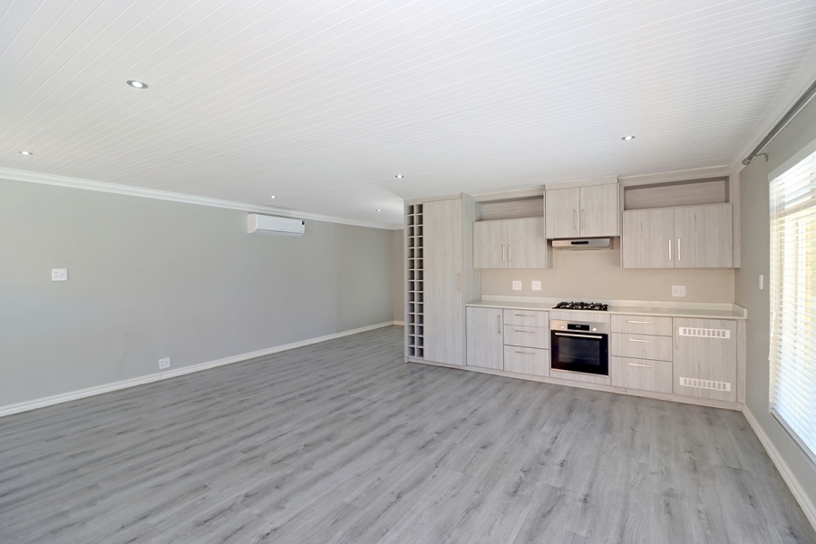 4 Bedroom Property for Sale in Randjesfontein A H Gauteng
