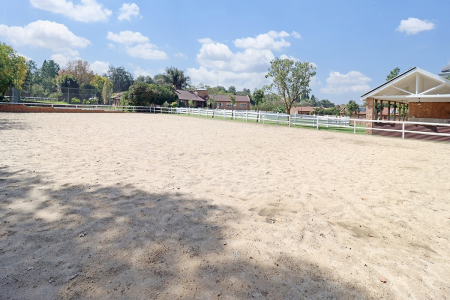 4 Bedroom Property for Sale in Randjesfontein A H Gauteng