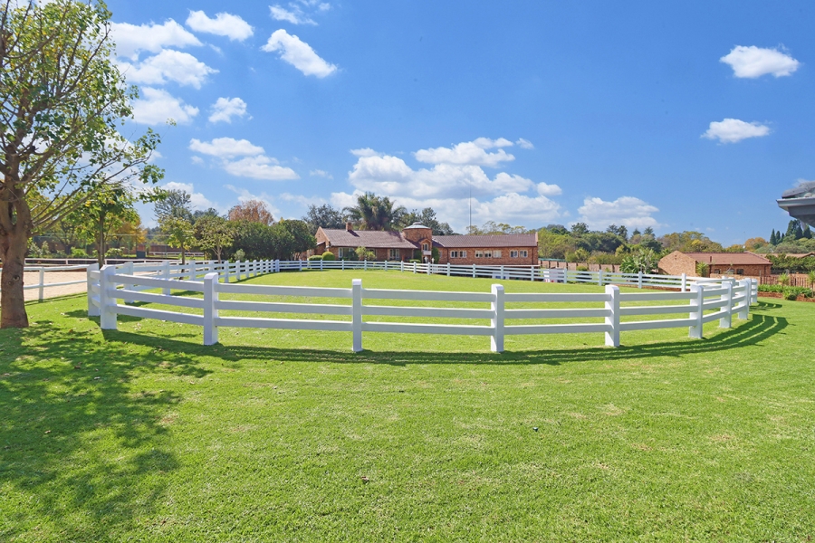 4 Bedroom Property for Sale in Randjesfontein A H Gauteng
