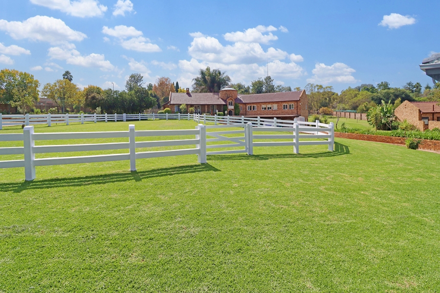 4 Bedroom Property for Sale in Randjesfontein A H Gauteng
