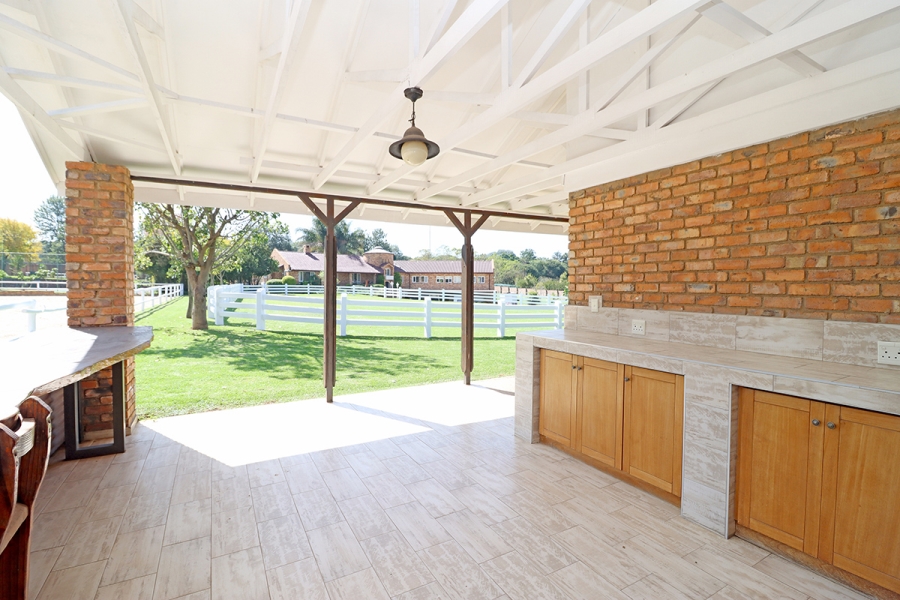 4 Bedroom Property for Sale in Randjesfontein A H Gauteng