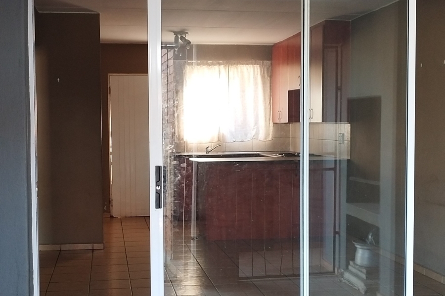 To Let 2 Bedroom Property for Rent in Birchleigh Gauteng