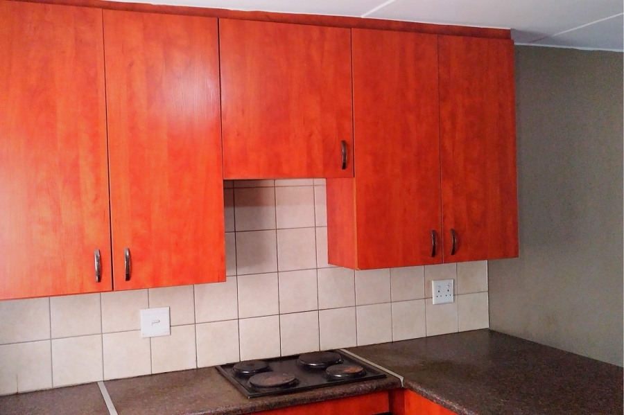 To Let 2 Bedroom Property for Rent in Birchleigh Gauteng