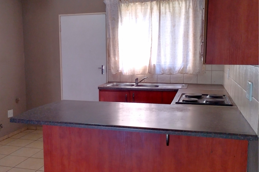 To Let 2 Bedroom Property for Rent in Birchleigh Gauteng