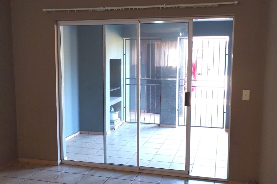 To Let 2 Bedroom Property for Rent in Birchleigh Gauteng
