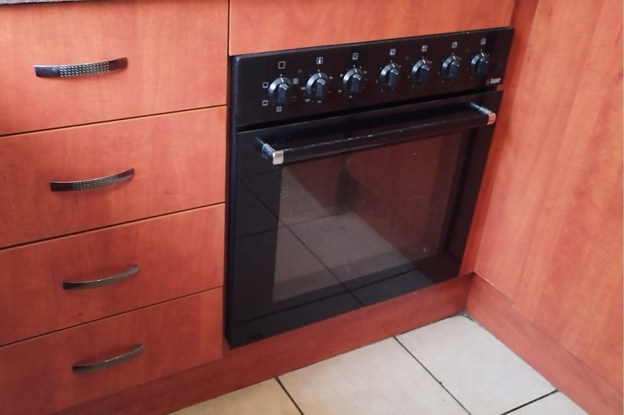 To Let 2 Bedroom Property for Rent in Birchleigh Gauteng