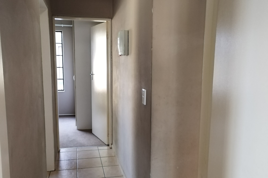To Let 2 Bedroom Property for Rent in Birchleigh Gauteng